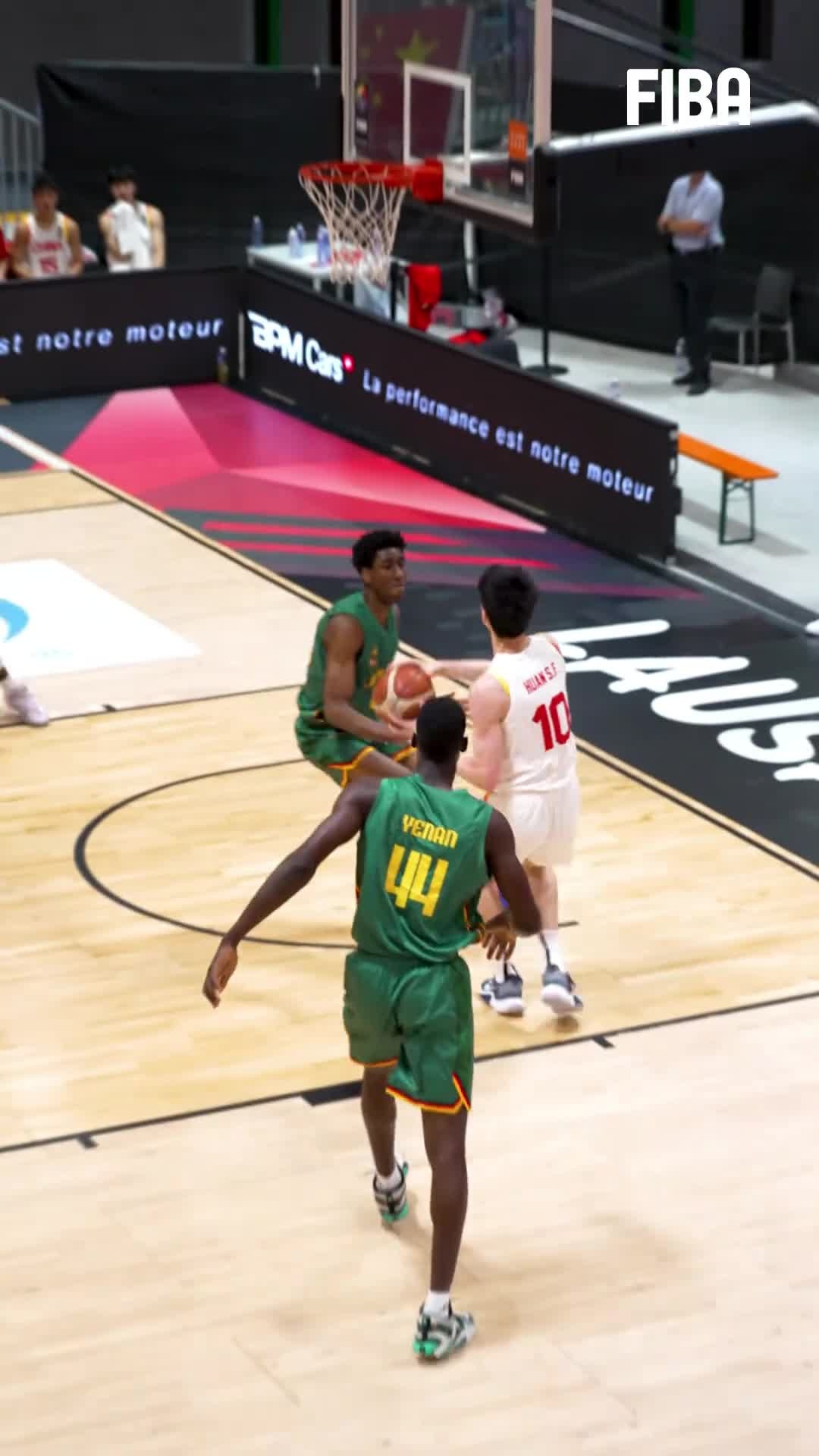 博鱼体育官方网站-关于FIBA三篮世界杯：中国男队战胜加拿大队收获第二场胜利的信息