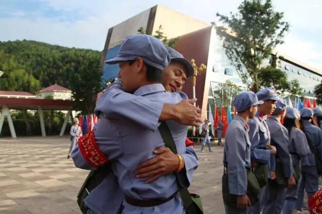 博鱼体育官网-埃基蒂克未来不被红军球迷看好法鹰锋线出品又坑又贵