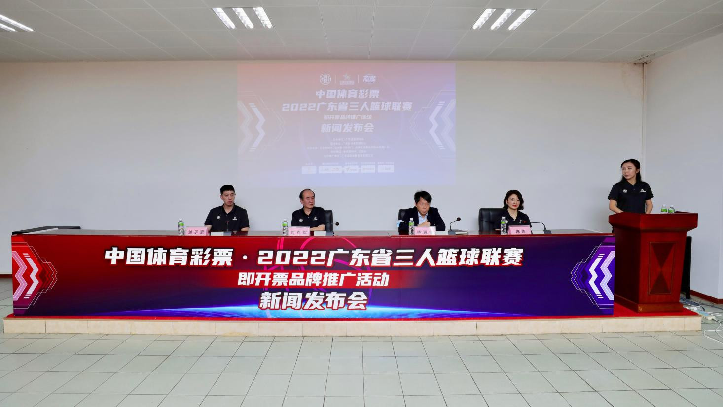 包含澳大利亚篮球联赛季后赛即将打响，实力强队已备战的词条